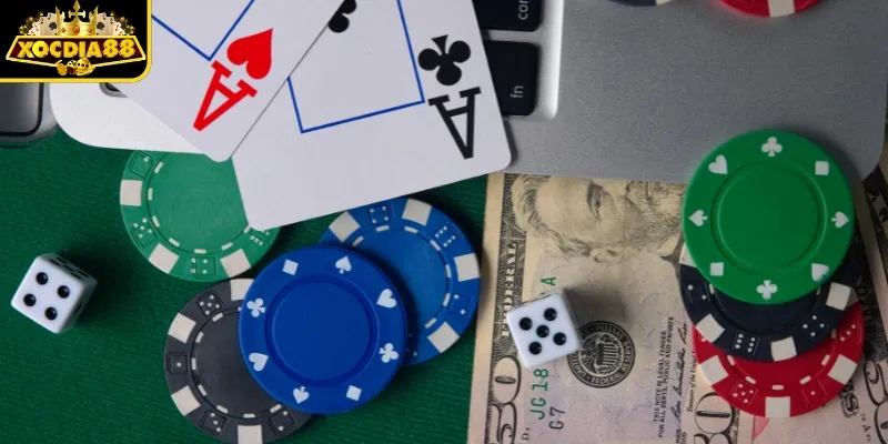 Luật bài, xổ số và tính năng slot
